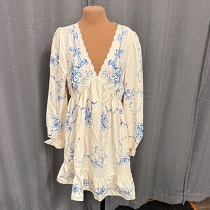 Cupshe Floral White and Blue Dress